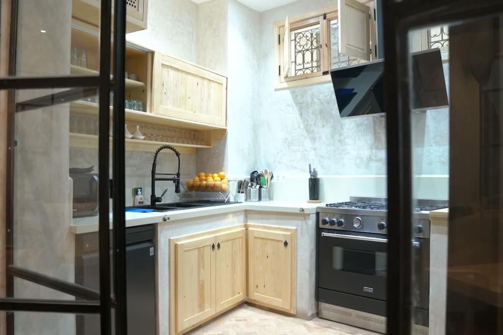 Riad Zhor Tanger - Medina Bagian luar foto