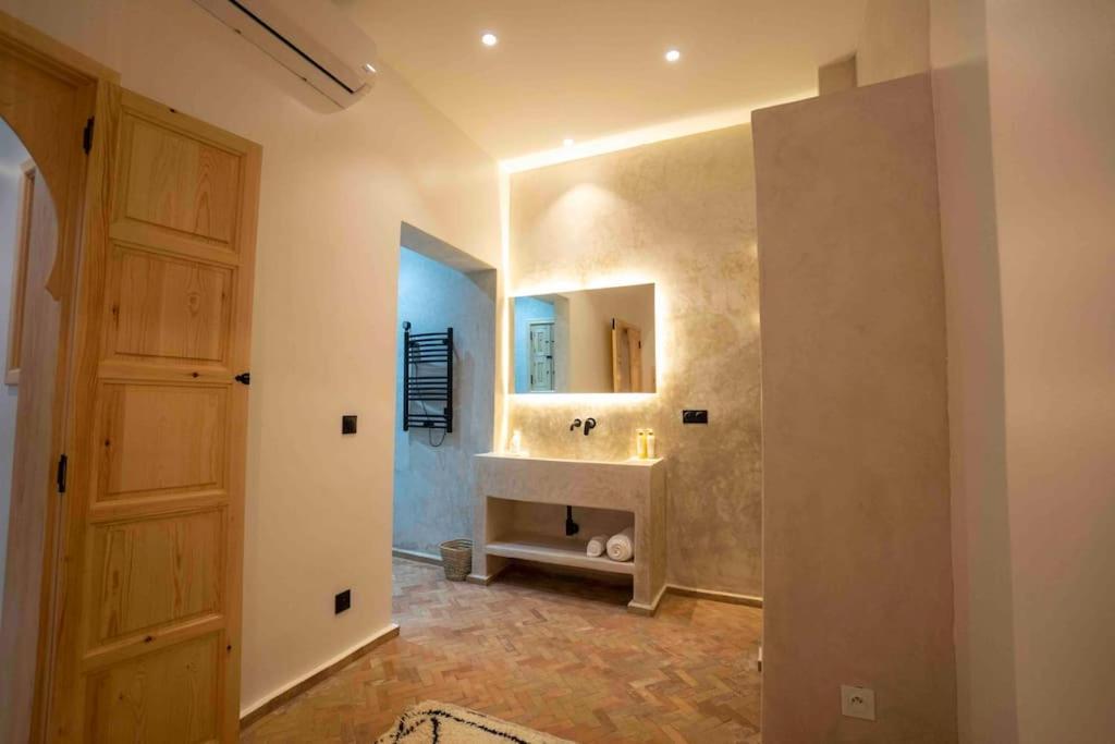 Riad Zhor Tanger - Medina Bagian luar foto