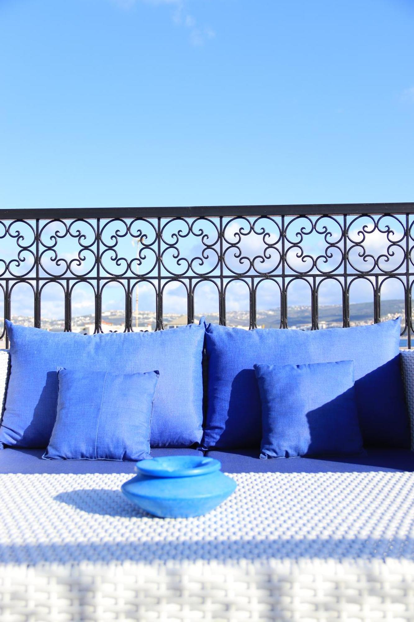 Riad Zhor Tanger - Medina Bagian luar foto